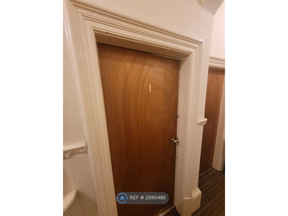 Property photo 3 of 9 Flat 1 Entrance