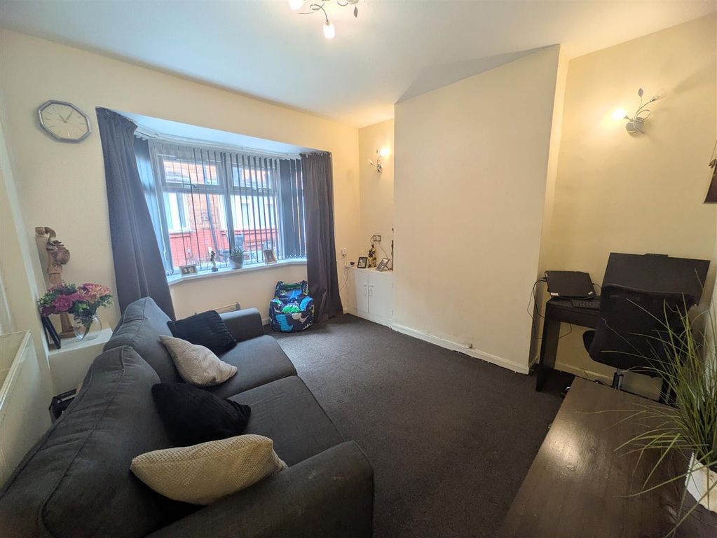 Property photo 2 of 10 Reception