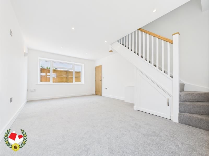 Property photo 3 of 25