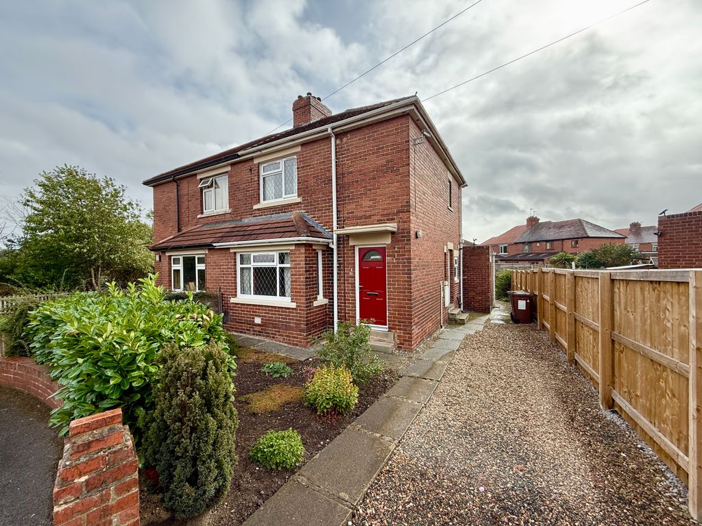 Property photo 1 of 11 External