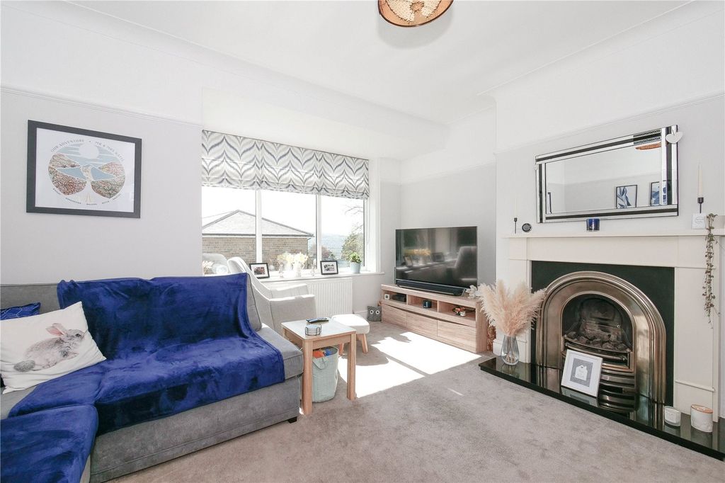 Property photo 2 of 27 Picture No. 26