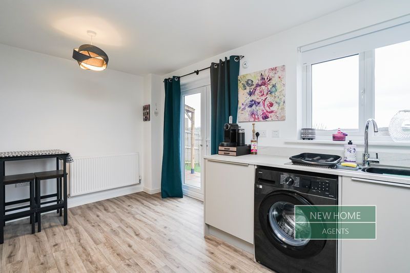 Property photo 3 of 19 Photo 13