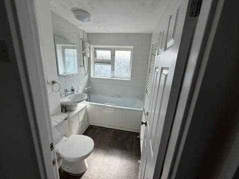 Property photo 3 of 6 Bathroom