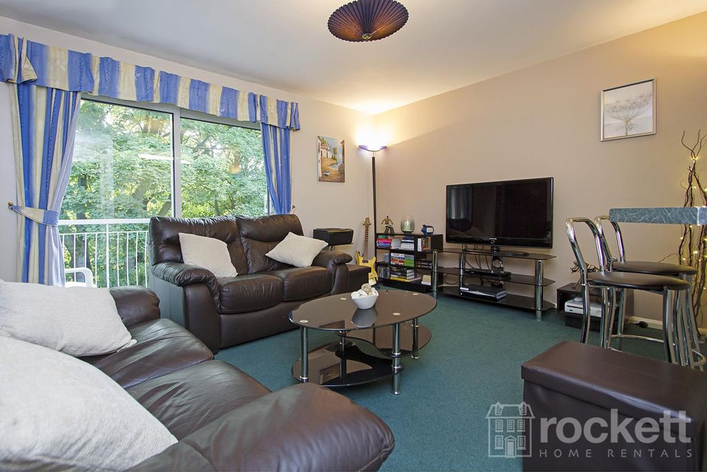 Property photo 2 of 16 Picture 2