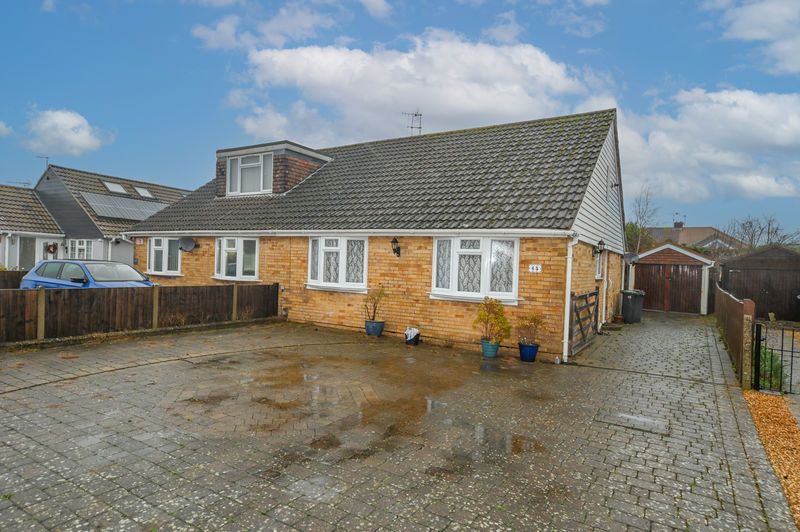 Property photo 1 of 10 Photo 4