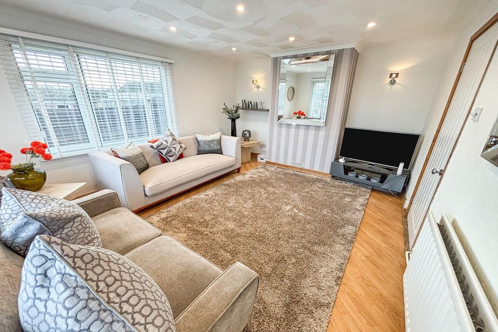 Property photo 3 of 14 Tlc_Be4B6Bd8-953A-4671-984E-5294c21c6A9A_c54035E.J