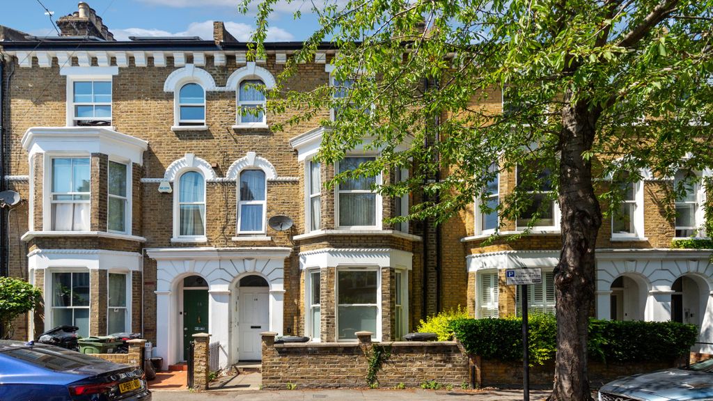 Property photo 1 of 14 Flat A, 13 Chantrey Road, Brixton, London, Sw9 9Td