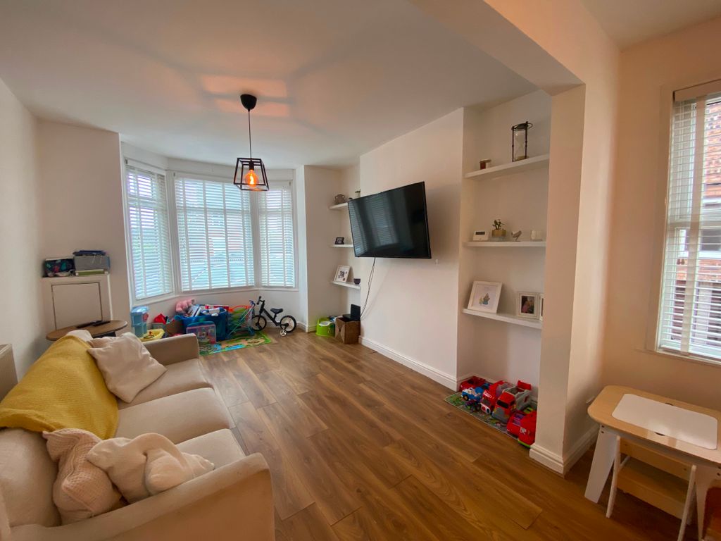 Property photo 3 of 16