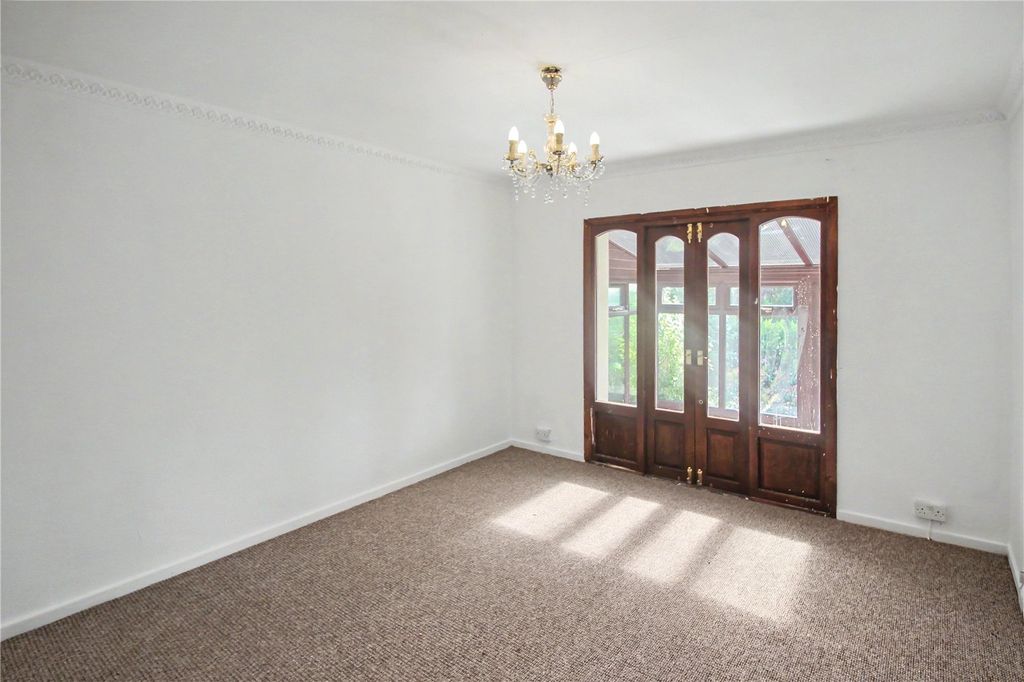 Property photo 2 of 14 Picture No. 03