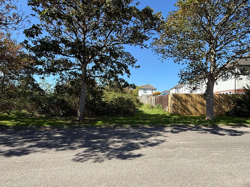 Property photo 2 of 12