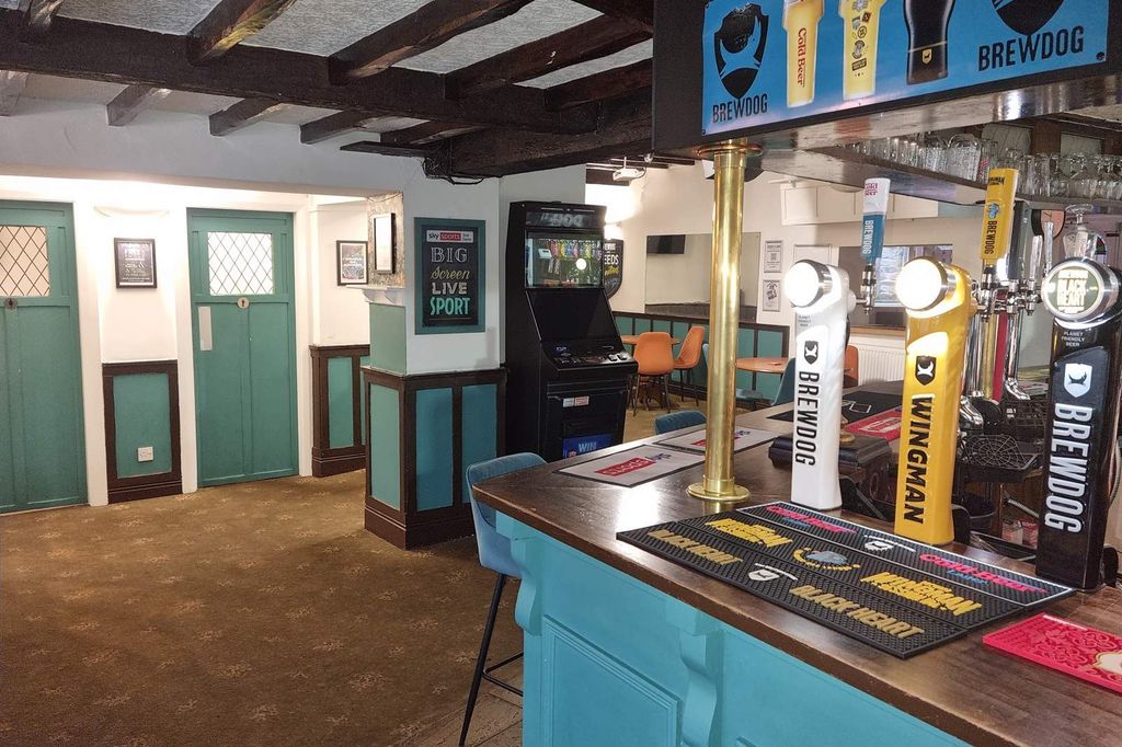 Property photo 2 of 7