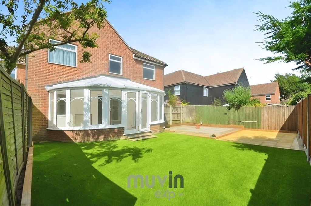 Property photo 2 of 15
