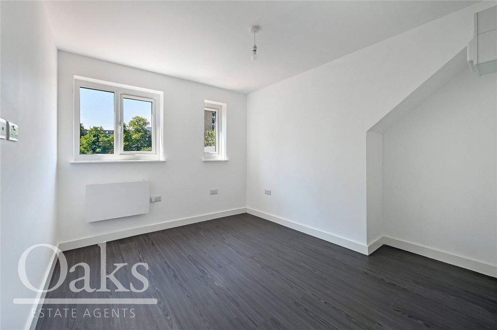 Property photo 3 of 7 Picture No. 04