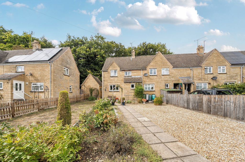 Property photo 1 of 24 1344629-1-68B0773...