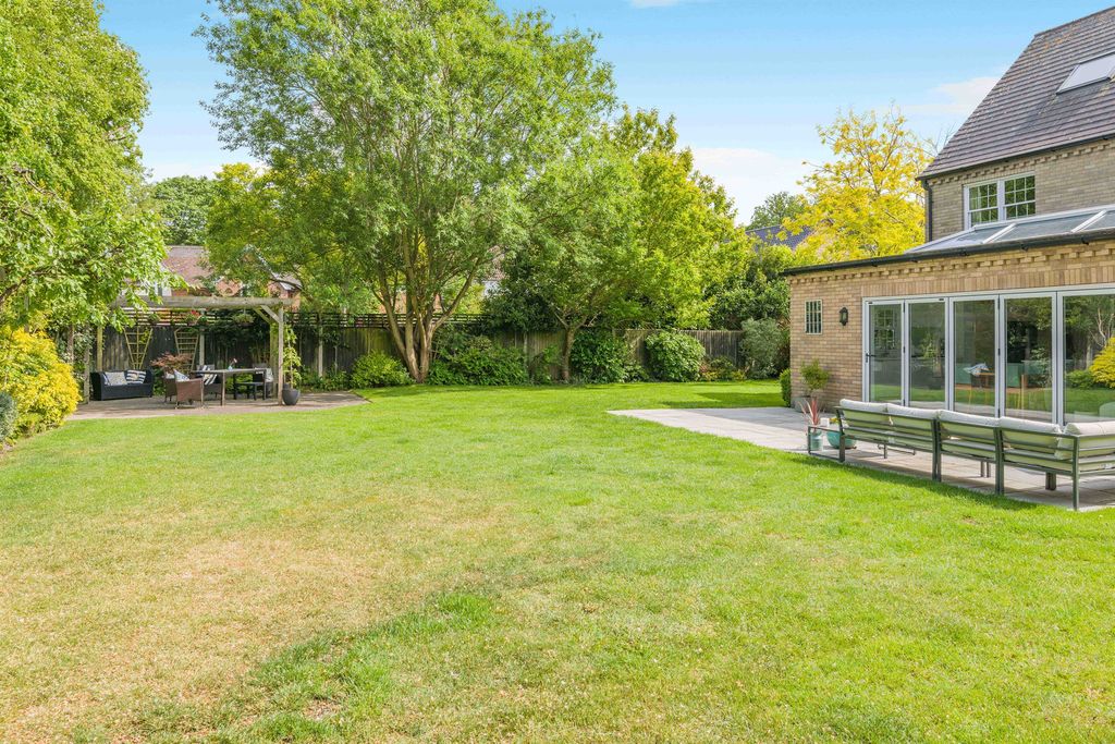 Property photo 3 of 20