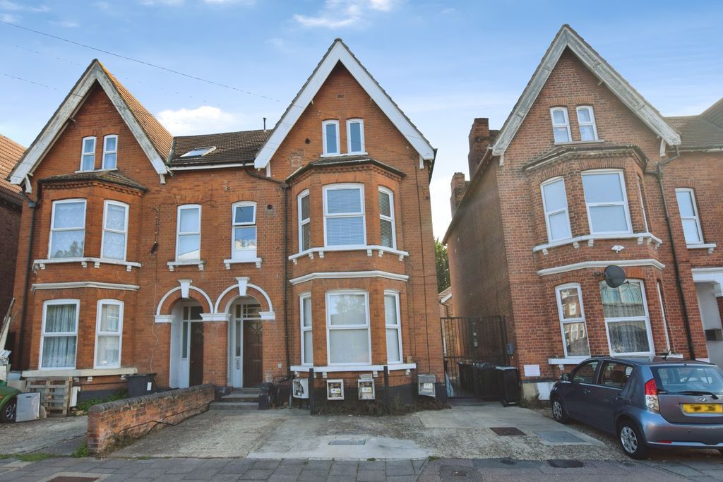 Property photo 1 of 8 Main Building