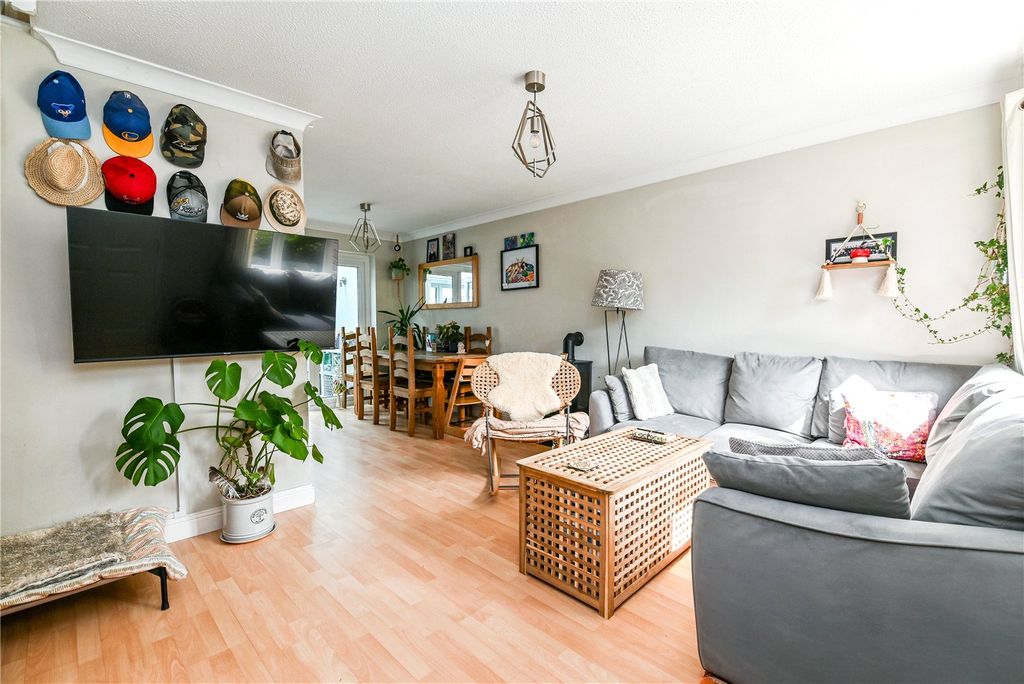 Property photo 2 of 17 Picture No. 03