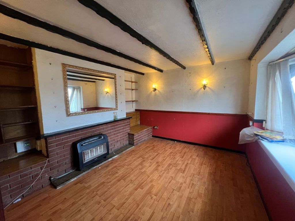 Property photo 3 of 23