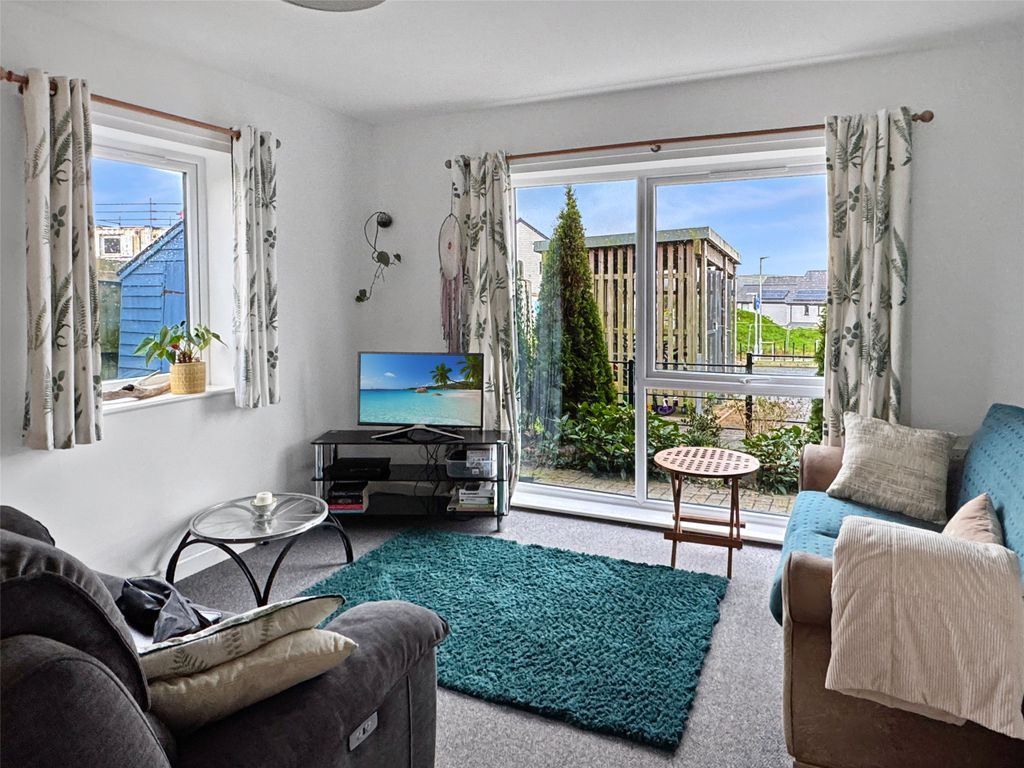 Property photo 2 of 10 Picture No. 08