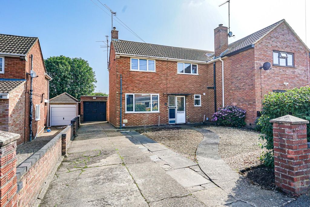 Property photo 1 of 20