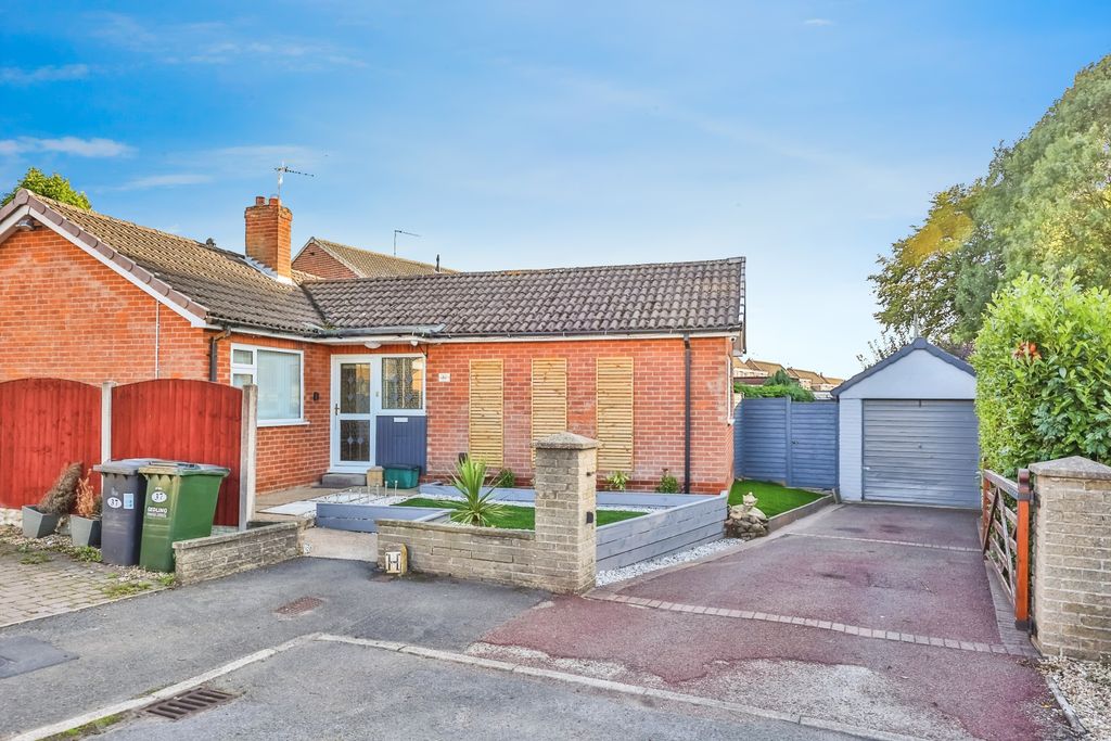 Property photo 1 of 15