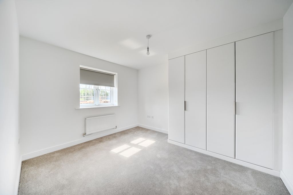 Property photo 2 of 25 Image