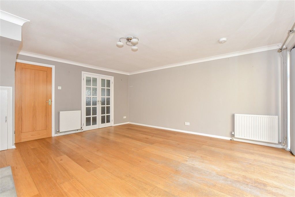 Property photo 1 of 12 Lounge/Dining Room