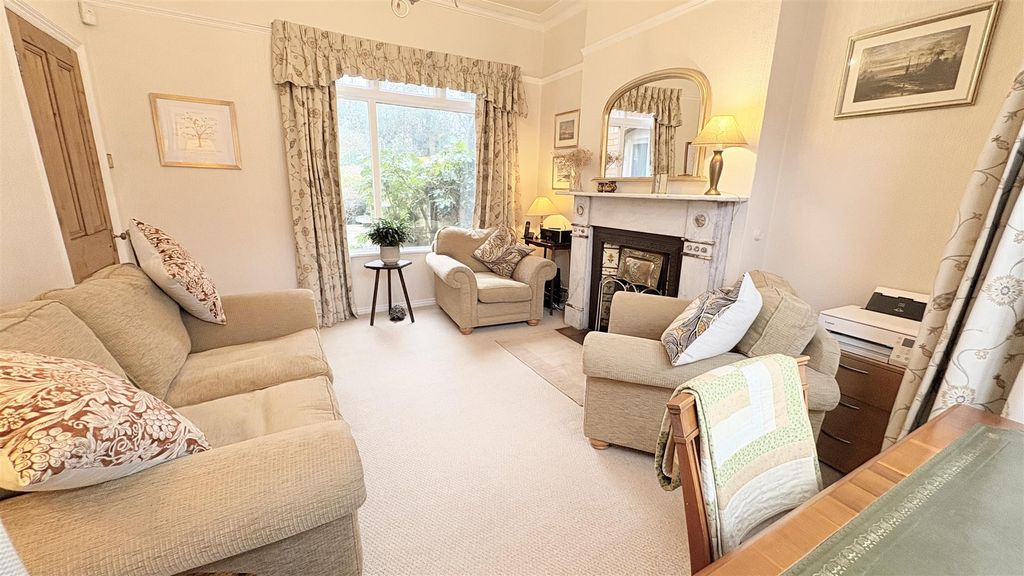 Property photo 3 of 31 Reception Room