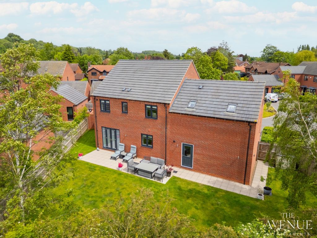 Property photo 2 of 48 5168605