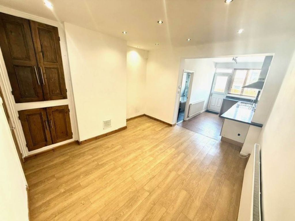 Property photo 2 of 27 Img_1179