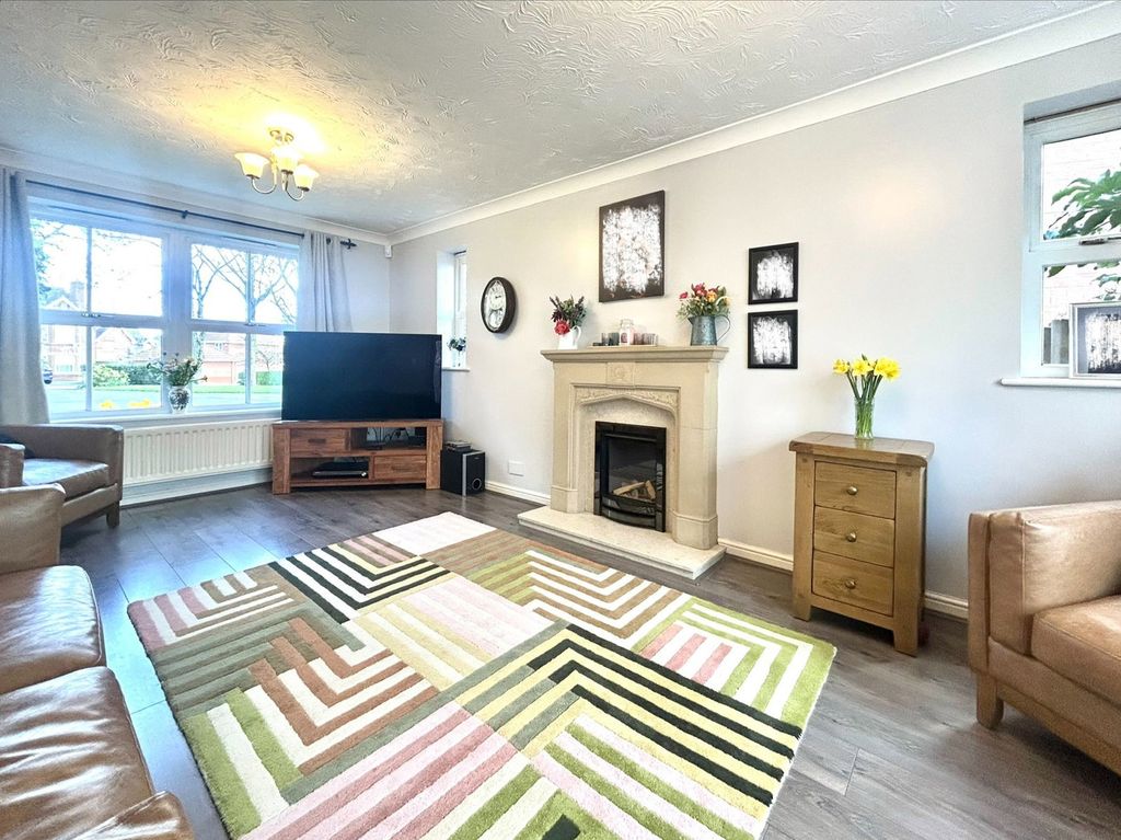 Additional image 7 of 4 bed detached house for saleBreamore Crescent, Earls Keep, Dudley DY1
