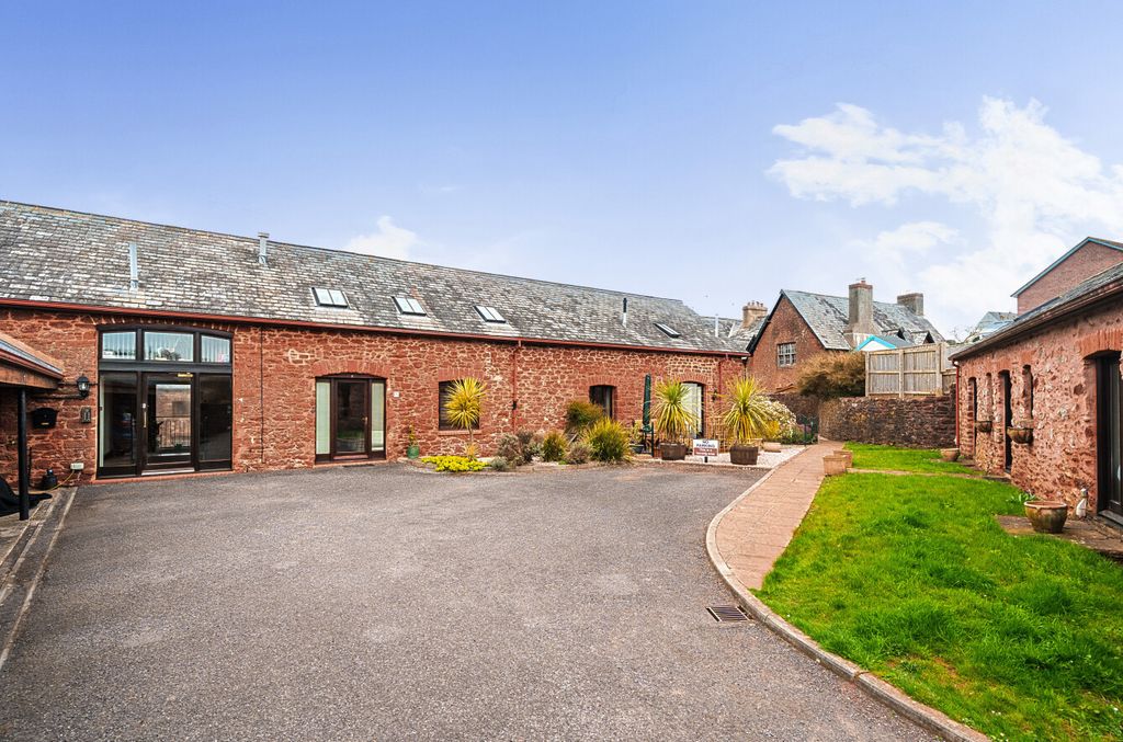 Property photo 1 of 17 1 - 1272940 (9).Jpg