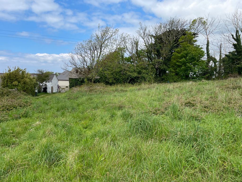 Property photo 2 of 6
