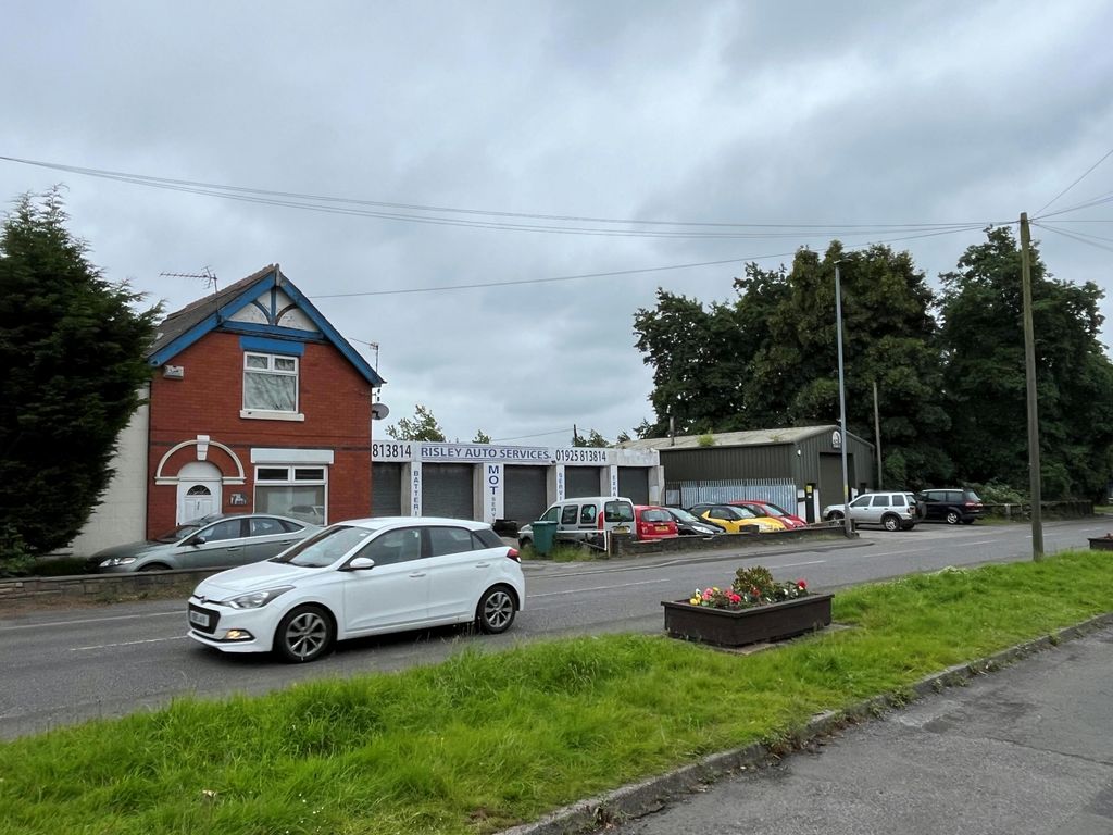 Property photo 2 of 4 Warrington Road Main New 2.Jpg