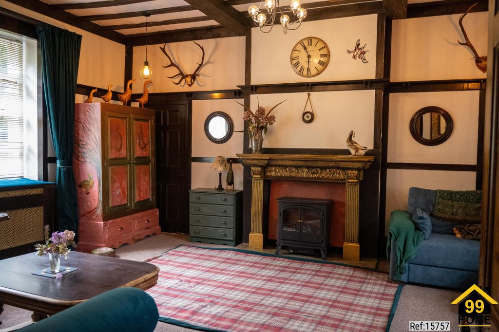 Property photo 2 of 11 Photo 1