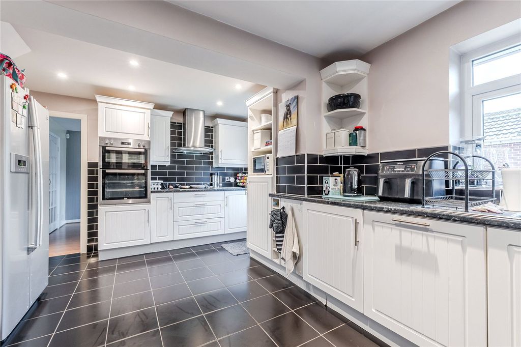 Property photo 3 of 13 Picture No. 05