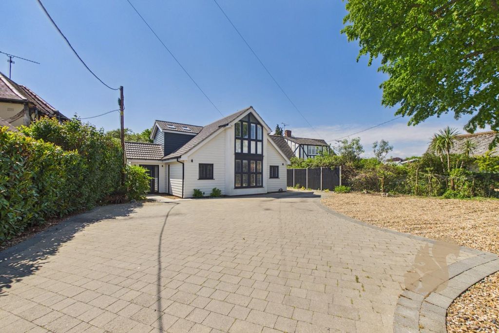 Property photo 1 of 36 Cam03877G0-Pr0359-Still038.Jpg