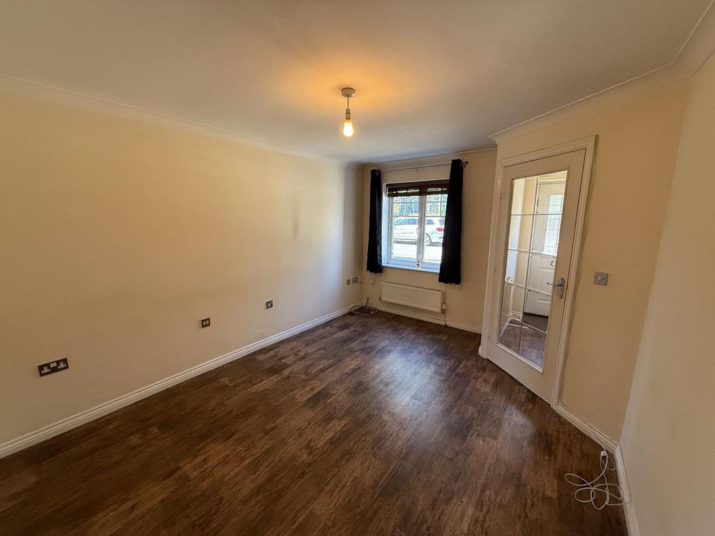 Property photo 2 of 12 Img_4632.Jpg