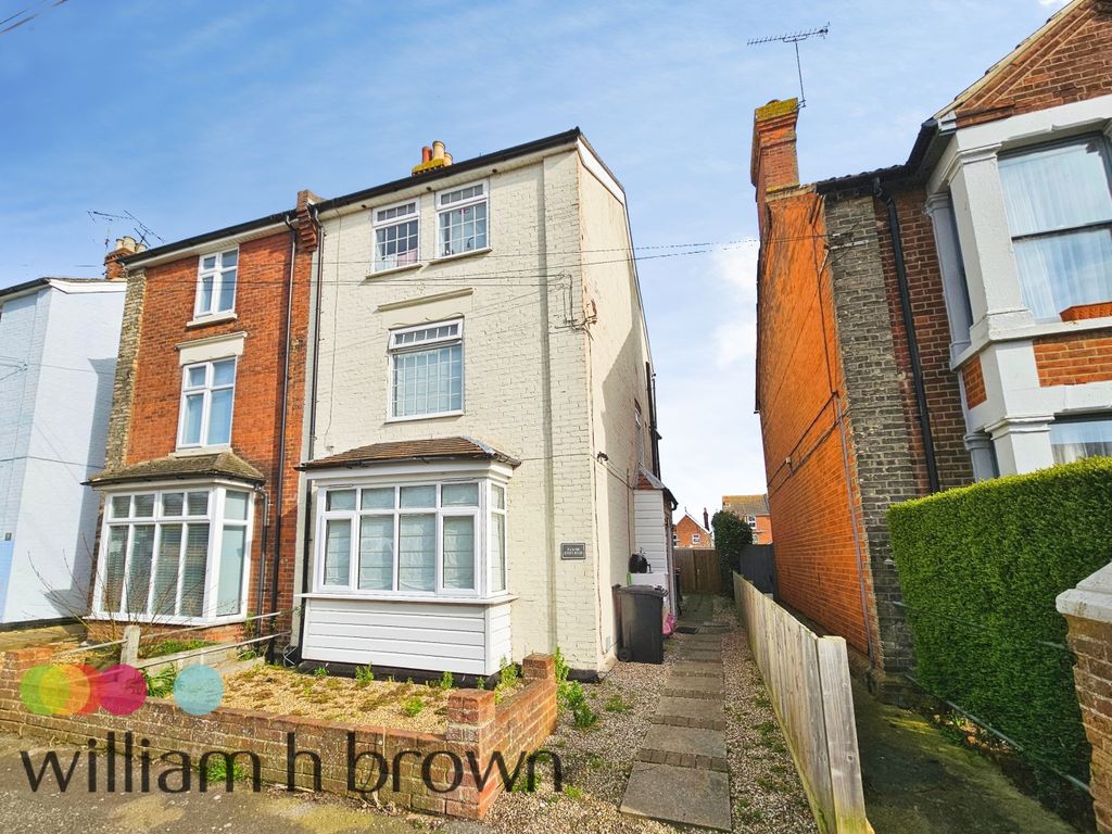 Property photo 2 of 14 Image