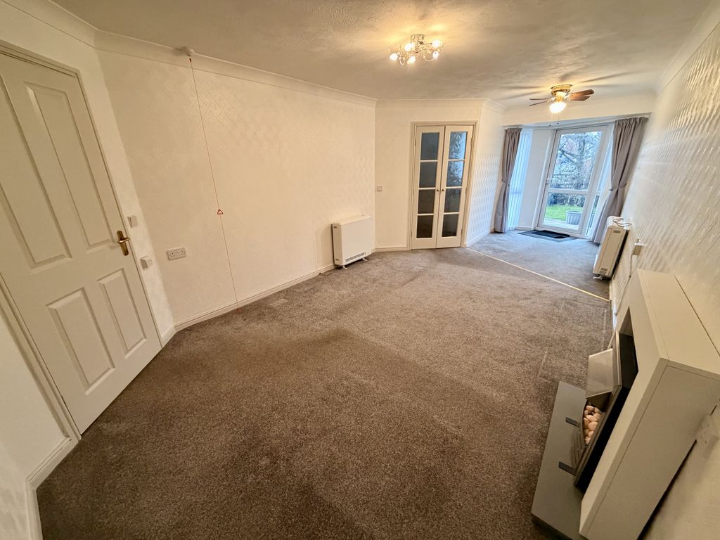 Property photo 3 of 15