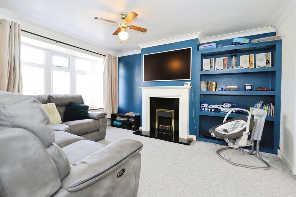 Property photo 2 of 27 Pbox-Img.Jpg