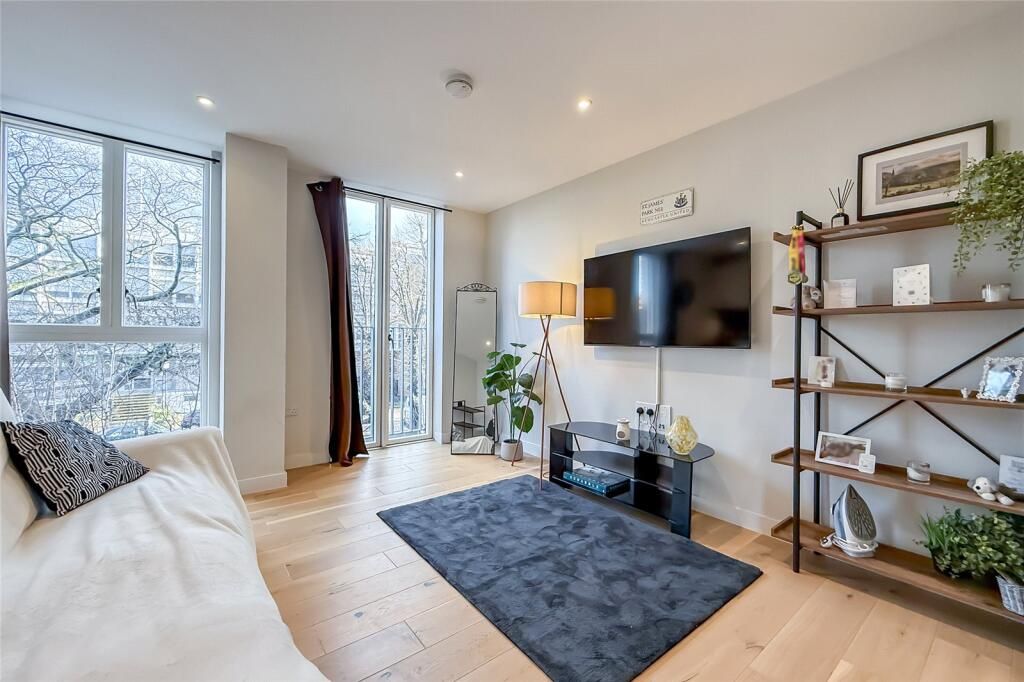 Property photo 3 of 9