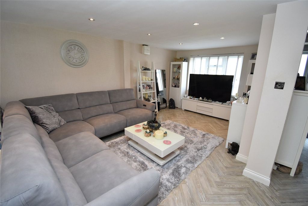 Property photo 2 of 14 Picture No. 09