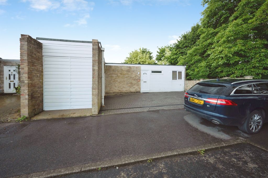 Property photo 1 of 9
