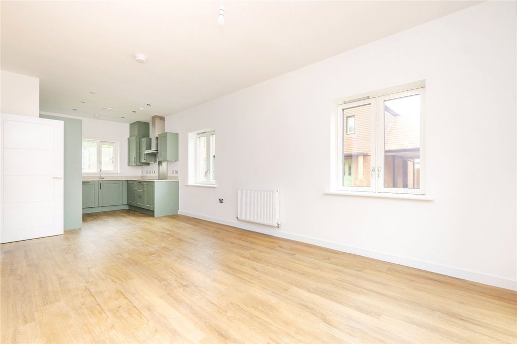 Property photo 3 of 15 Picture No. 18