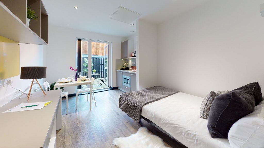 Property photo 3 of 16