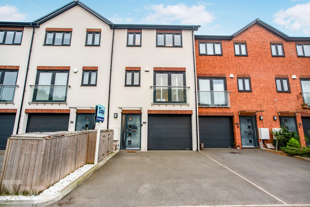 Property photo 1 of 19 Photo #1