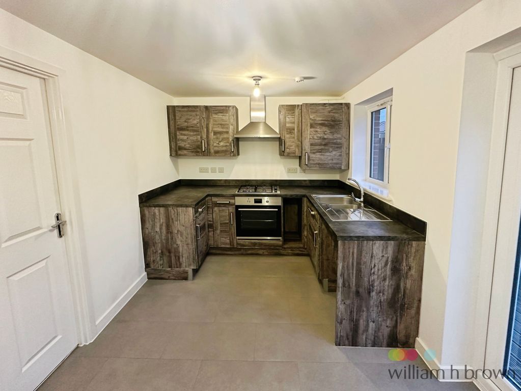 Property photo 2 of 18 Image