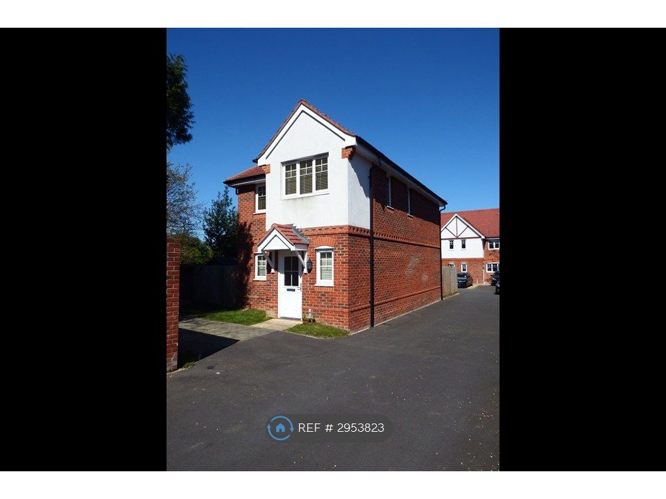 Property photo 2 of 16 Front Aspect 2