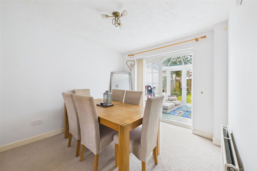 Property photo 3 of 16 Dining Room